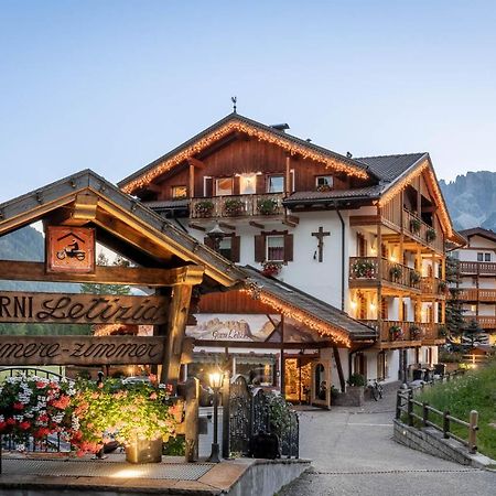 Bed and Breakfast Garni Letizia Campitello di Fassa Esterno foto