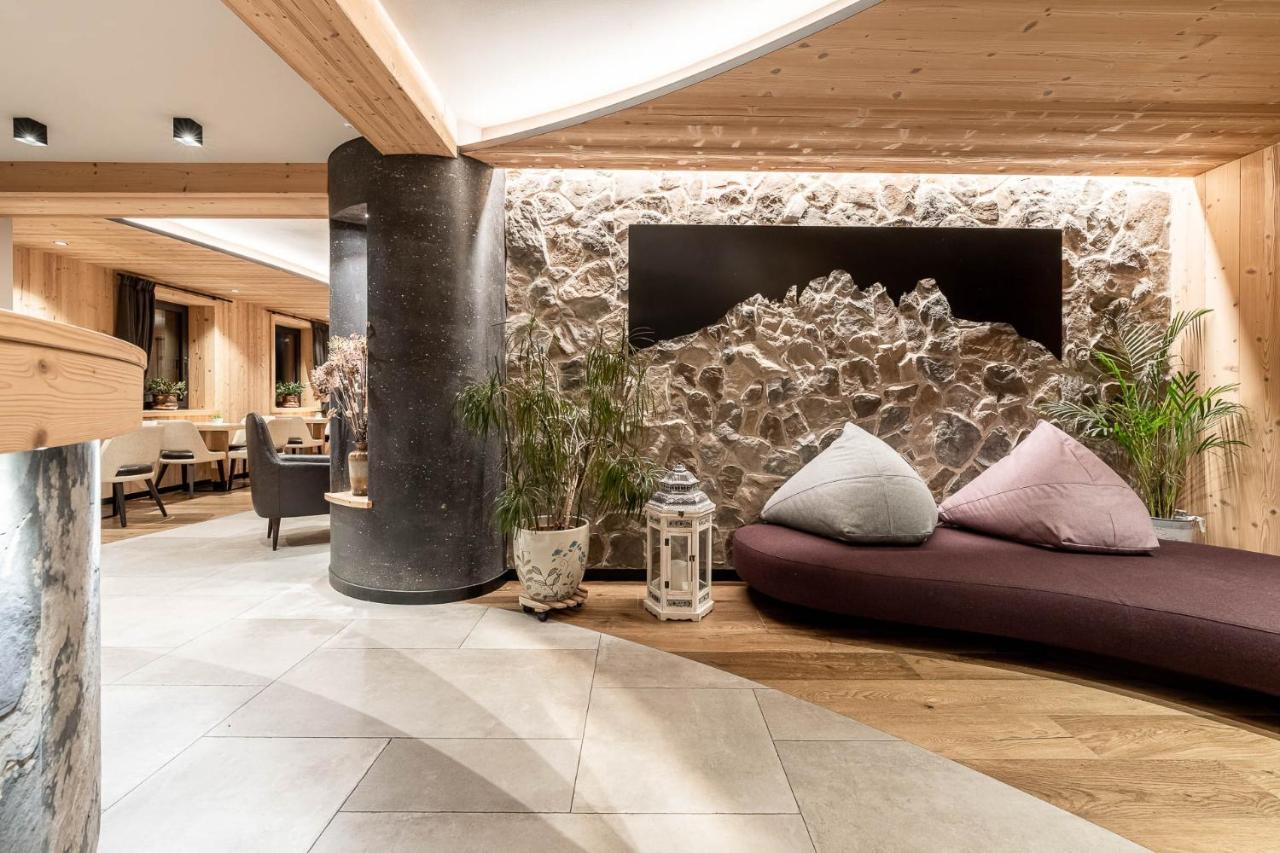 Bed and Breakfast Garni Letizia Campitello di Fassa Esterno foto